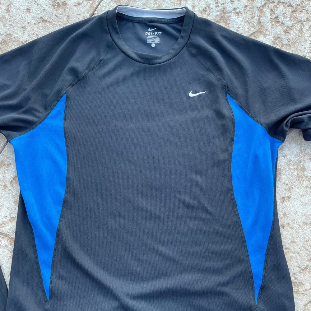 Black & blue men’s Nike jersey Sz L